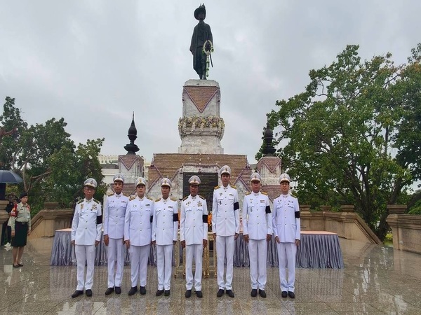 ๘ พฤศจิกายน ๒๕๖๘ พิธีวางพานประดับพุ่มดอกไม้ถวายราชสักการะ พระบาทสมเด็จพระปกเกล้าเจ้าอยู่หัว